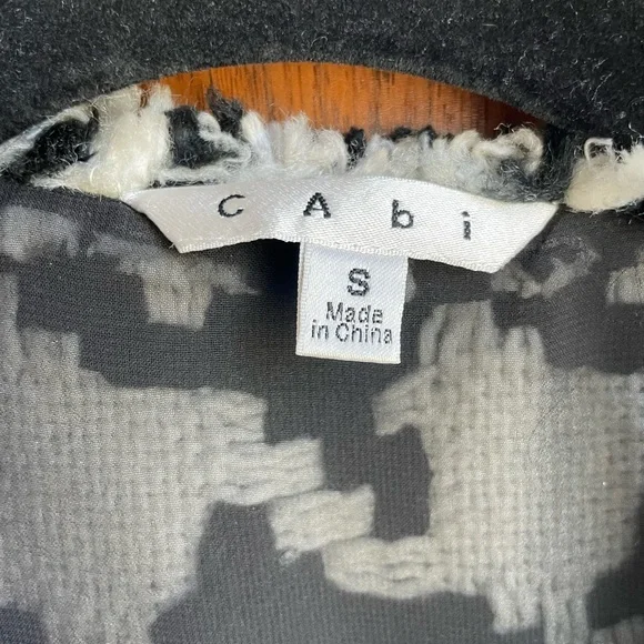 Black and White Houndstooth Sleeveless vest women’s size small - Picture 5 of 13